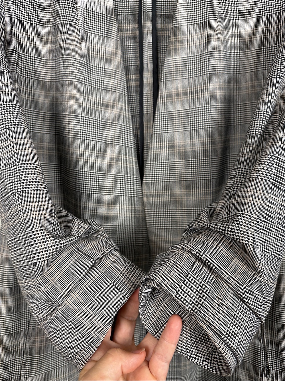 Babaton plaid houndstooth open blazer power black white cream business casual - Picture 4 of 8